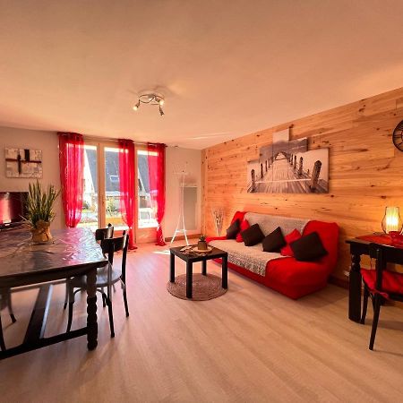 T2 Ensoleille. Terrasse Et Vaste Jardin Commun Apartment โกเตอเรต์ ภายนอก รูปภาพ