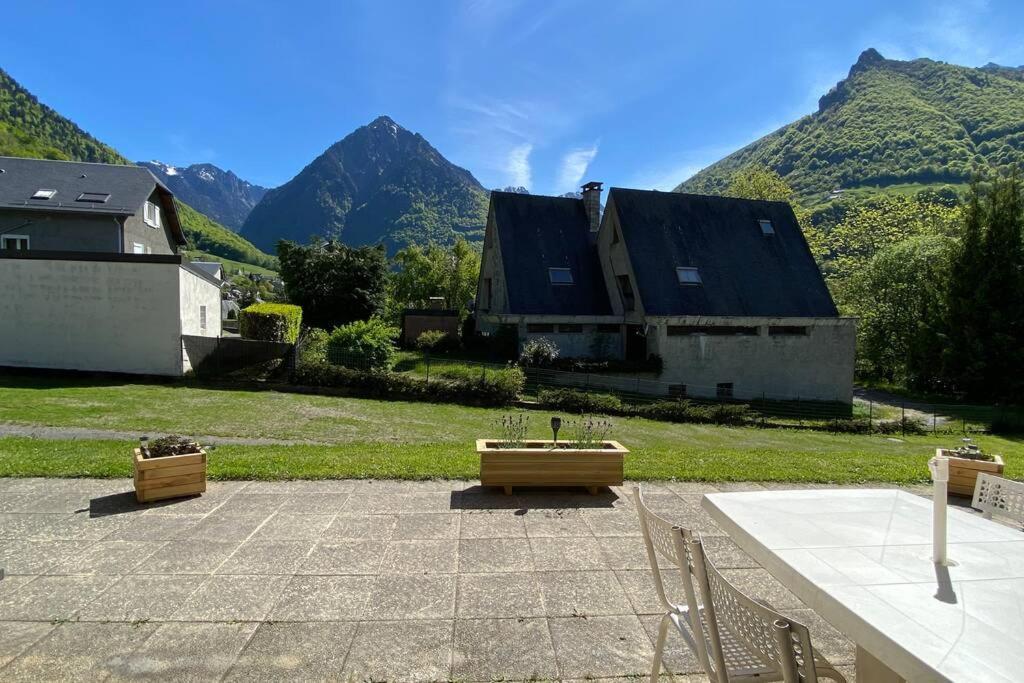 T2 Ensoleille. Terrasse Et Vaste Jardin Commun Apartment โกเตอเรต์ ภายนอก รูปภาพ