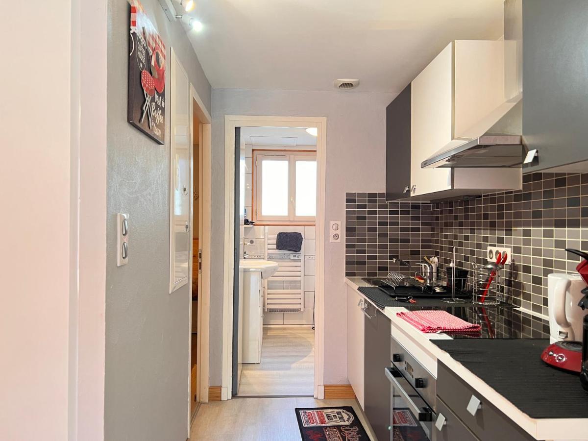 T2 Ensoleille. Terrasse Et Vaste Jardin Commun Apartment โกเตอเรต์ ภายนอก รูปภาพ